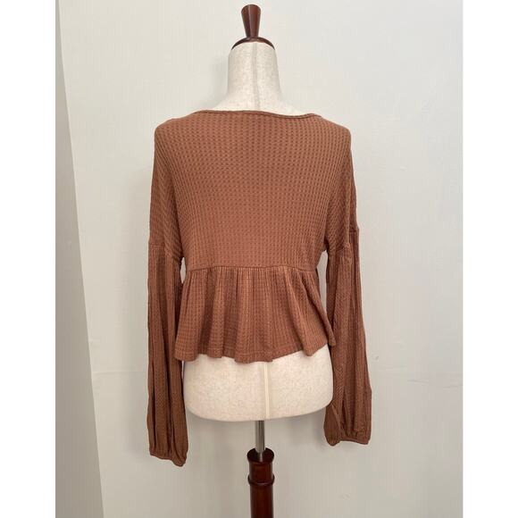LUSH Waffle Knit Babydoll Peplum Top Womens S Brown Tan Long Sleeve Coquette - Picture 5 of 13
